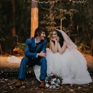 Meet your Posher, Chloe